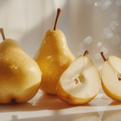 Pear And Freesia